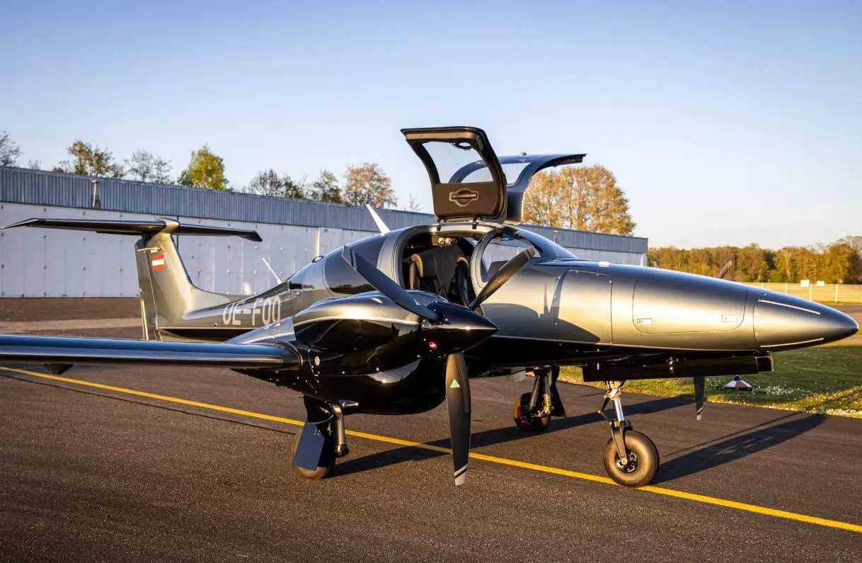 Diamond DA62